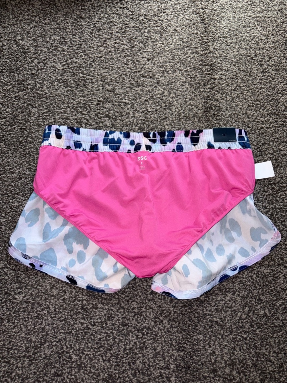 DSG Stride Active Shorts Lavender Leopard Print NWT Size Large - Picture 9 of 11
